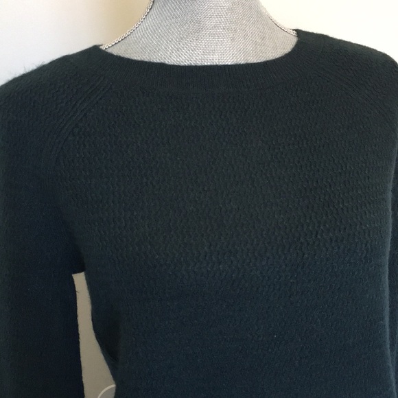LOFT Textured Knit Deep Forest Green Bell Sleeve Pullover Sweater, size XS 🌲♥️ - Picture 4 of 12
